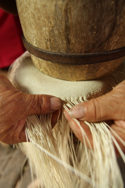 Tejidos con paja toquilla, una tradición piurana para quitarse el Sombrero